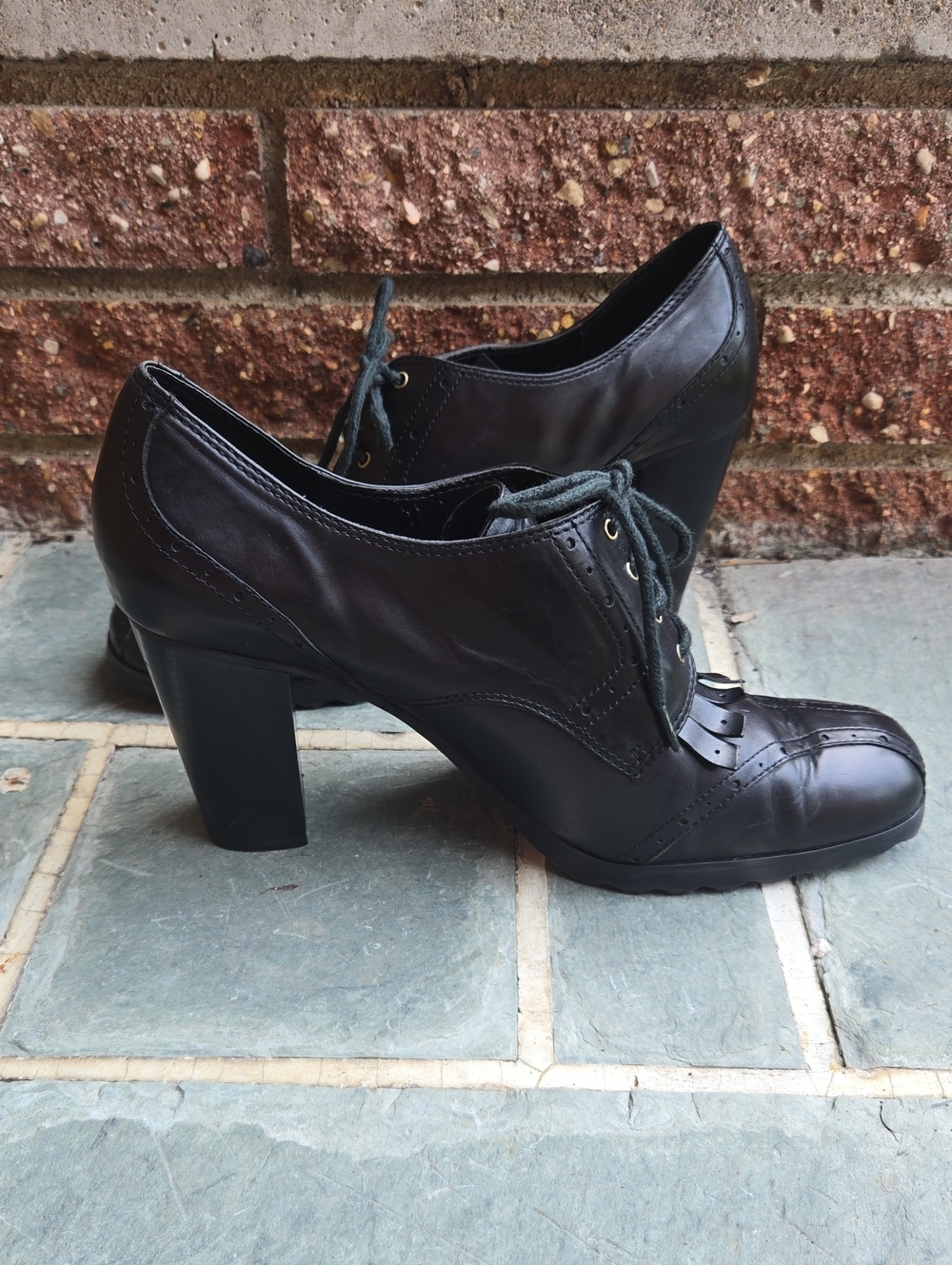 Hilary Radley Black Lace-Up Block Heel Oxfords